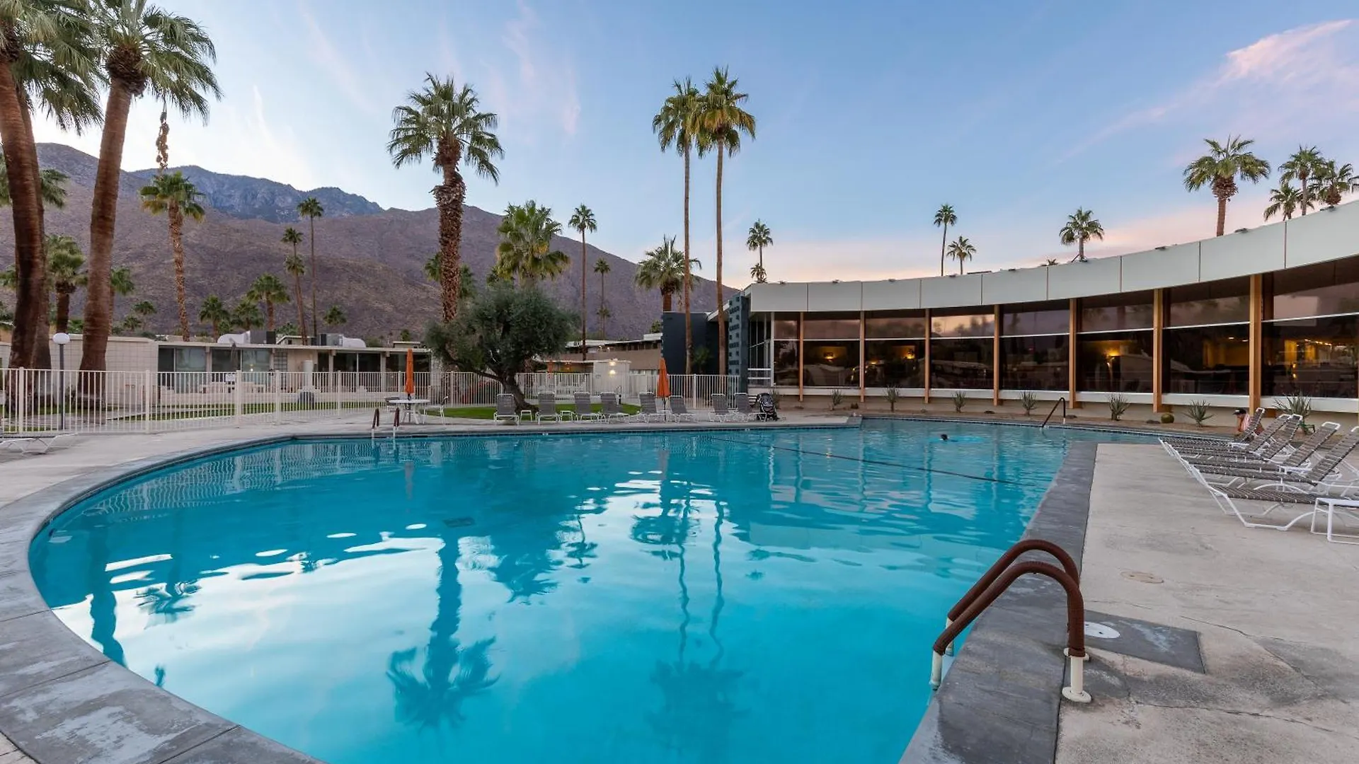 Apartment Mod At Ocotillo Lodge By Acme House Company Palm Springs United States